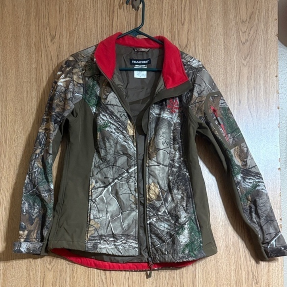 Realtree Women's Camouflage Utility Jacket with Red Trim